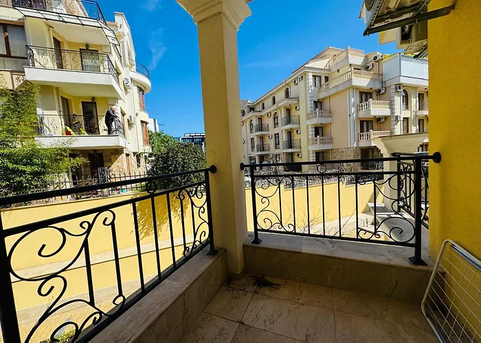 Horizon 12 'б' Апартамент